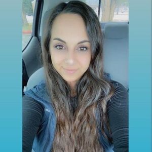 Meet your Posher, Nikki